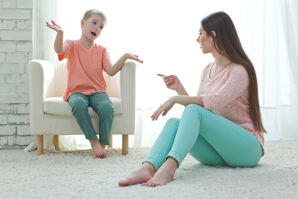 Почему нельзя запрещать ребёнку плакать: советы психологов