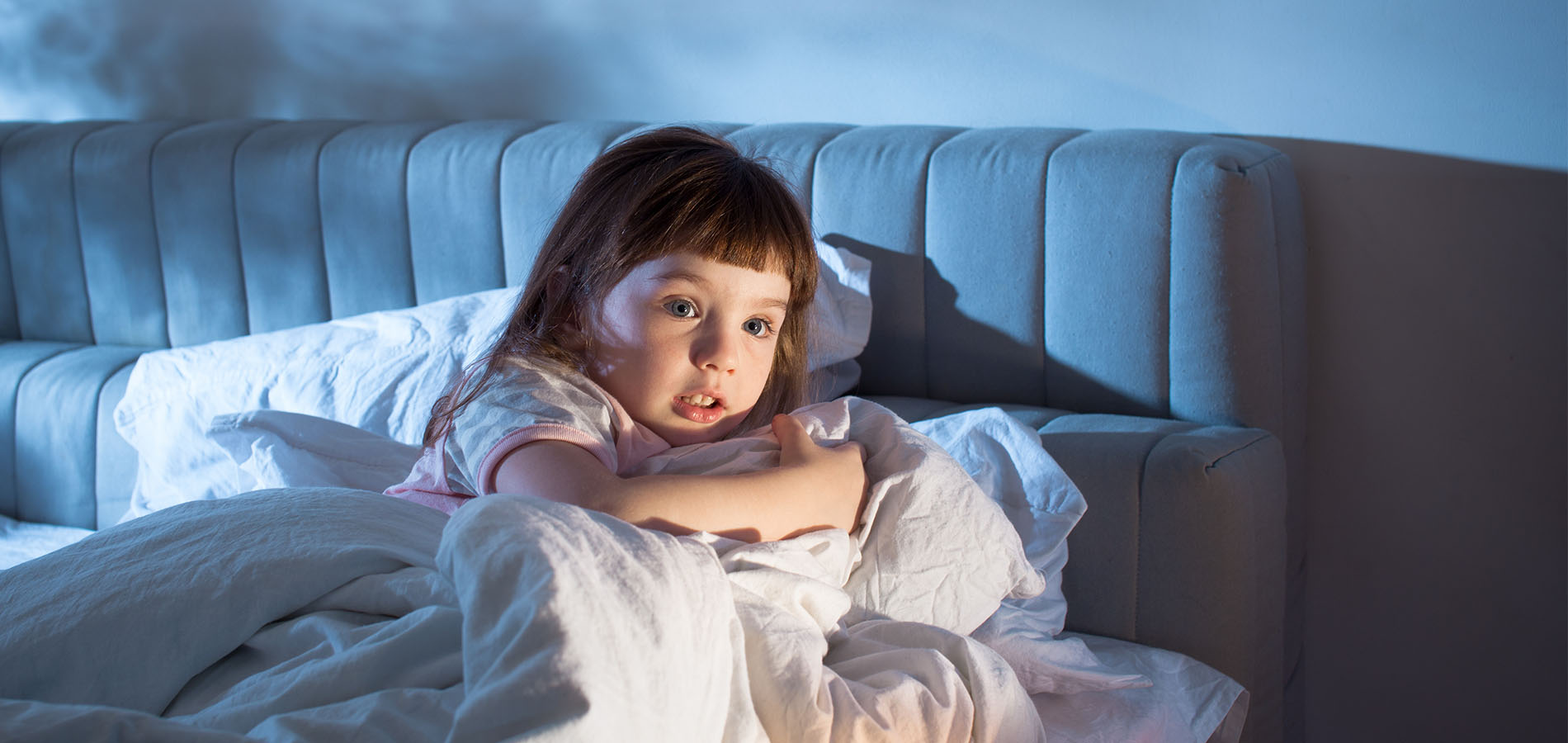 Как отучить ребенка спать с родителями и приучить спать одному