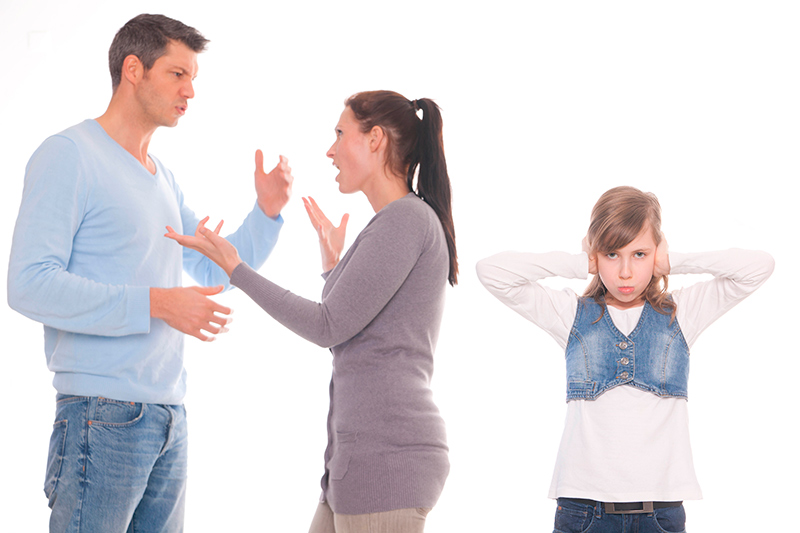 Семейные ссоры: 8 распространённых причин и подробная инструкция что делать