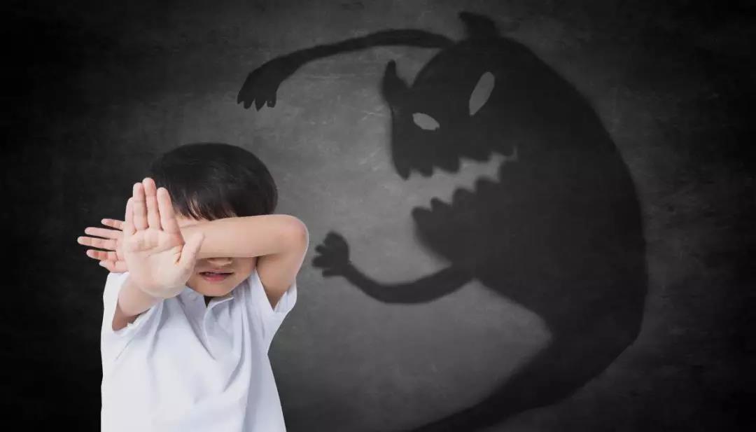 Детские страхи — как помочь ребенку не бояться