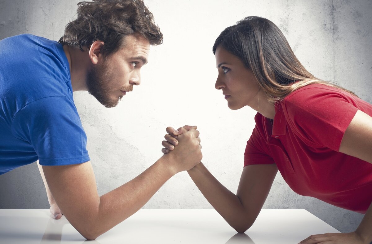 Что такое доминирование в отношениях и его признаки?